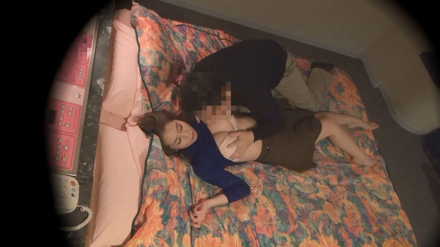 郊外ラブホテル不貞人妻隠し撮り動画 柏編12人4時間
